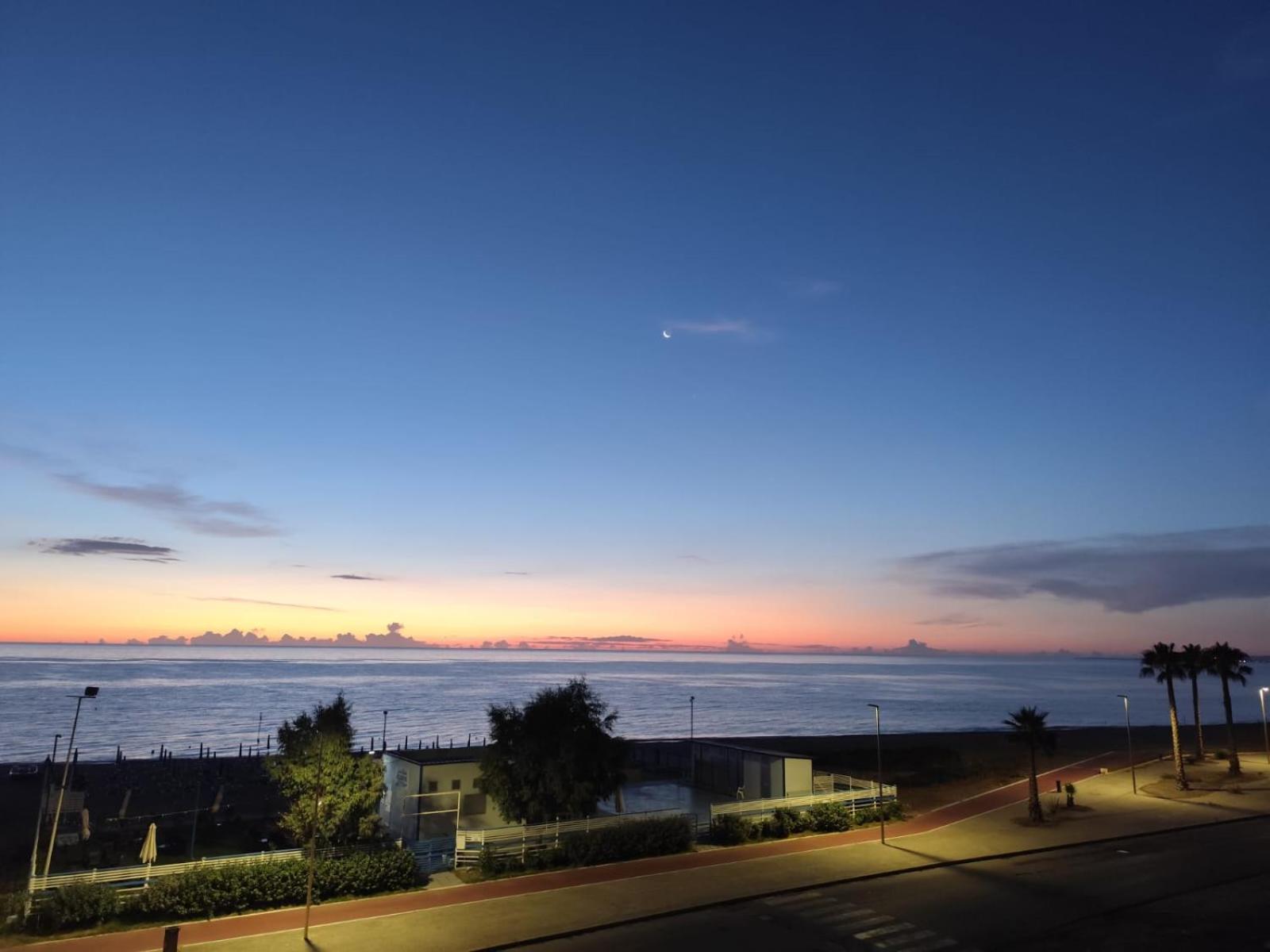 Da Massimo 1 Bed & Breakfast Marina di Schiavonea Ngoại thất bức ảnh